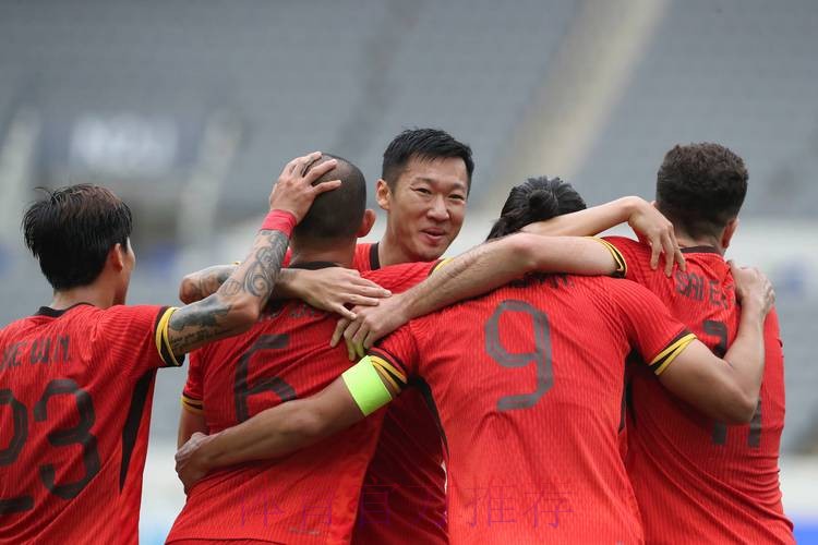 东亚杯中国男女足兑现诺言 打出少有“气势足球” 东亚杯中国男女足兑现诺言 打出少有“气势足球”