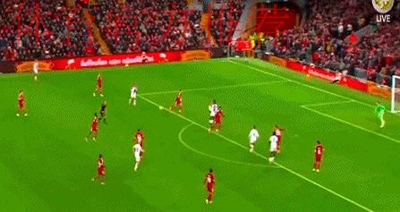 英超27岁飞翼神了：短短80天 3杀利物浦连进4球！滑跪庆祝