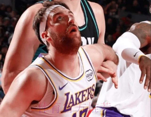 雷迪克终于看明白了!发布会爆赞蒂米和范德彪作用,早干嘛去了? 雷迪克终于看明白了!发布会爆赞蒂米和范德彪作用,早干嘛去了?